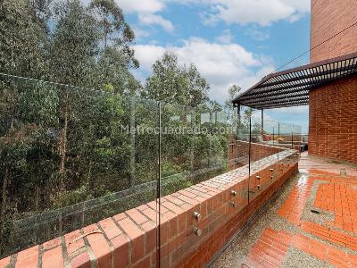 Apartamento de 4 alcobas en arriendo en Cerro Norte, Bogotá, 400 m² · foto 11 de 20