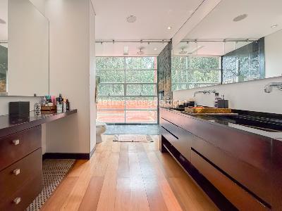 Apartamento de 4 alcobas en arriendo en Cerro Norte, Bogotá, 400 m² · foto 18 de 20