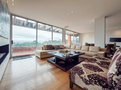Apartamento de 4 alcobas en arriendo en Cerro Norte, Bogotá, 400 m² · foto 3 de 20