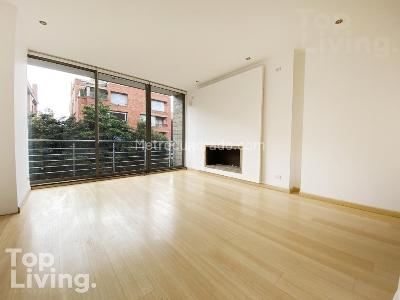 Apartamento en venta en Chico Alto, Bogotá · foto 2 de 13