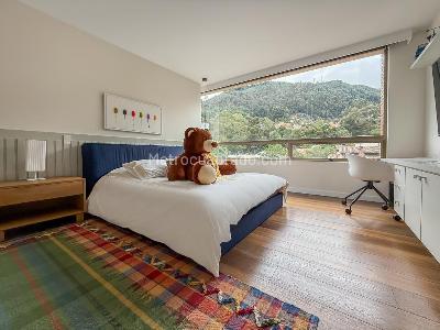 Apartamento de 3 alcobas en venta en Chico, Bogotá, 356 m² · foto 15 de 17