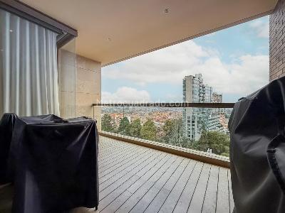 Apartamento de 3 alcobas en venta en Chico, Bogotá, 356 m² · foto 5 de 17