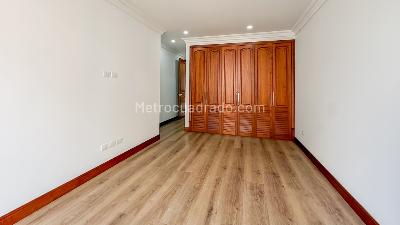 Apartamento en venta en Chico, Bogotá · foto 15 de 18