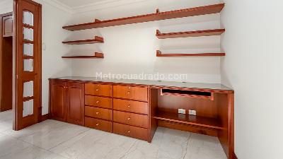 Apartamento en venta en Chico, Bogotá · foto 8 de 18