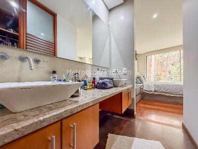 Apartamento de 3 alcobas en arriendo en Los Rosales, Bogotá, 204 m² · foto 18 de 20