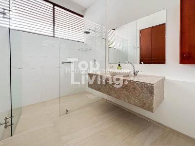 Casa de 4 alcobas en venta en Puerto Peñalisa, Girardot, 302 m² · foto 16 de 20