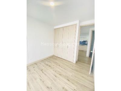 Apartamento de 3 alcobas en venta en Cristales, Cali, 132 m² · foto 9 de 20