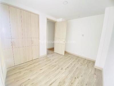 Apartamento de 3 alcobas en venta en Cristales, Cali, 132 m² · foto 12 de 20