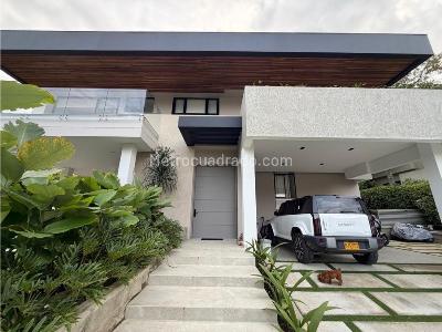 Casa de 5 alcobas en venta en Pance, Cali, 850 m² · foto 2 de 19