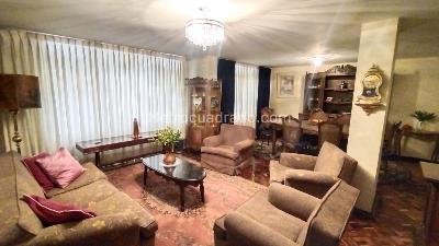 Casa de 5 alcobas en venta en Acevedo Tejada, Bogotá, 350 m² · foto 2 de 17