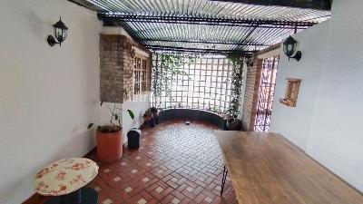Casa de 5 alcobas en venta en Acevedo Tejada, Bogotá, 350 m² · foto 8 de 17