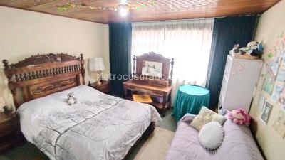 Casa de 5 alcobas en venta en Acevedo Tejada, Bogotá, 350 m² · foto 13 de 17