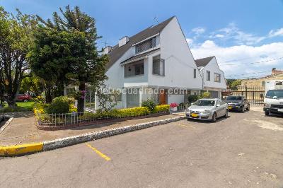 Casa en venta en La Floresta, Bogotá · foto 17 de 18