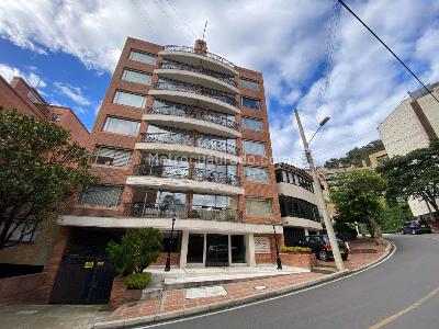 Apartamento de 3 alcobas en venta en Los Rosales, Bogotá, 190 m² · foto 16 de 19