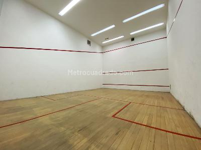 Apartamento de 3 alcobas en venta en Los Rosales, Bogotá, 190 m² · foto 17 de 19