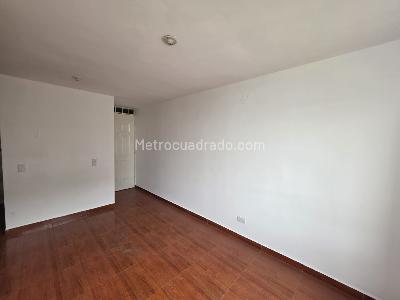 Apartamento de 3 alcobas en arriendo en Turingia, Bogotá, 40 m² · foto 3 de 15