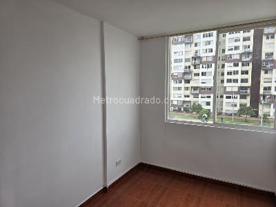 Apartamento de 3 alcobas en arriendo en Turingia, Bogotá, 40 m² · foto 5 de 15
