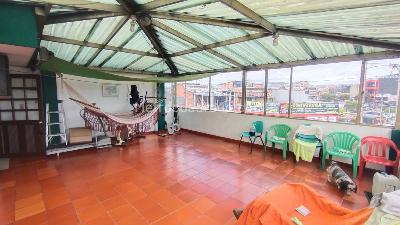 Casa de 3 alcobas en venta en Carvajal, Bogotá, 219 m² · foto 11 de 13