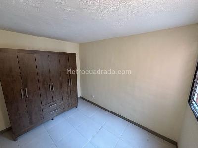 Apartaestudio en arriendo en El Mirador, Bogotá, 28 m² · foto 3 de 7