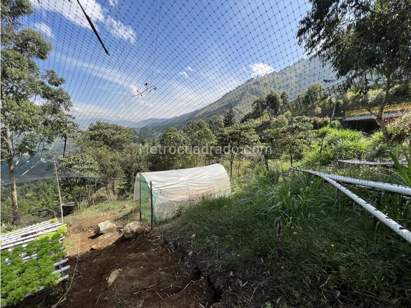 Lote en Venta, Las Palmas, Medellín - Más