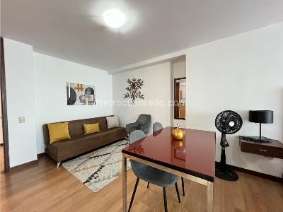 Apartaestudio en venta en Oviedo, Medellín, 40 m² · foto 3 de 17