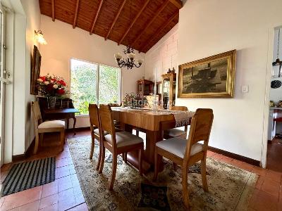 Casa de 3 alcobas en venta en Loma De Las Brujas, Envigado, 1451 m² · foto 18 de 20