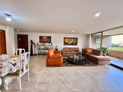 Apartamento de 3 alcobas en venta en Los Balsos, Medellín, 157 m² · foto 4 de 20