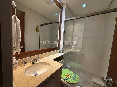 Apartamento de 3 alcobas en venta en Los Balsos, Medellín, 157 m² · foto 18 de 20