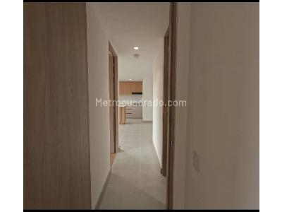 Apartamento de 2 alcobas en venta en Santa Ana, Bello, 59 m² · foto 9 de 14