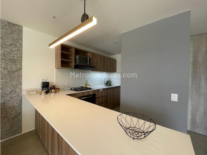 Piso – Medellín, Villa Carlota, El Poblado - Más