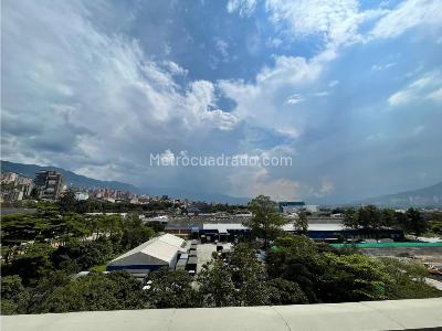 Apartamento en venta en Ciudad Del Rio, Medellín · foto 3 de 18