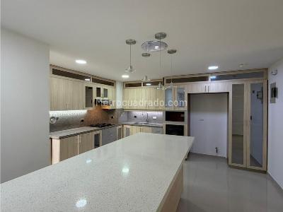 Apartamento en venta en Envigado, Envigado · foto 10 de 20