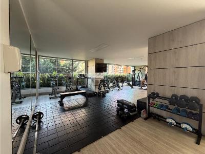 Apartamento de 3 alcobas en venta en Loma De Los Mesa, Envigado, 99 m² · foto 14 de 15