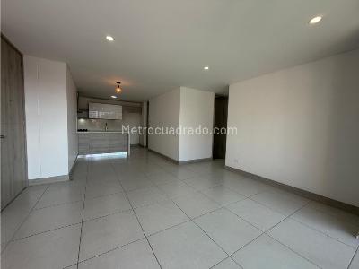Apartamento de 3 alcobas en venta en Loma De Los Mesa, Envigado, 99 m² · foto 3 de 15