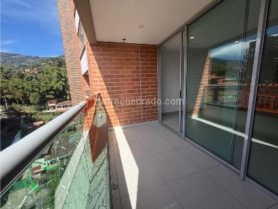 Apartamento de 3 alcobas en venta en Loma De Los Mesa, Envigado, 99 m² · foto 4 de 15