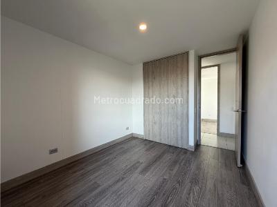Apartamento de 3 alcobas en venta en Loma De Los Mesa, Envigado, 99 m² · foto 9 de 15