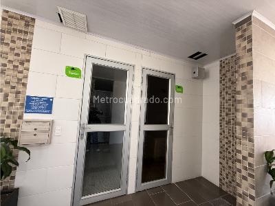 Apartaestudio en venta en La Doctora, Sabaneta, 51 m² · foto 18 de 20
