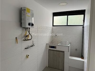 Apartamento en venta en Manila, Medellín · foto 3 de 20