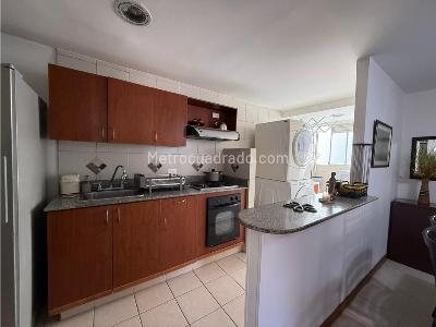 Apartamento de 3 alcobas en venta en Envigado, Envigado, 96 m² · foto 10 de 20