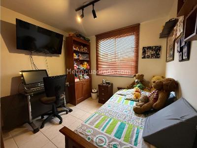 Apartamento de 3 alcobas en venta en Envigado, Envigado, 96 m² · foto 19 de 20