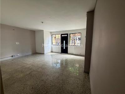 Apartaestudio en venta en La Floresta, Medellín, 52 m² · foto 2 de 19