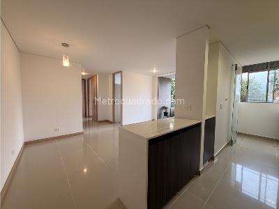 Apartamento en venta en Loma Del Esmeraldal, Envigado · foto 4 de 20
