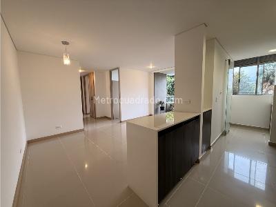 Apartamento en venta en Loma Del Esmeraldal, Envigado · foto 6 de 20