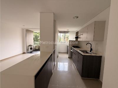 Apartamento en venta en Loma Del Esmeraldal, Envigado · foto 7 de 20