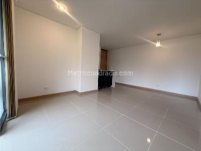 Apartamento en venta en Loma Del Esmeraldal, Envigado · foto 10 de 20
