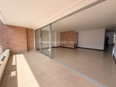 Apartamento de 3 alcobas en venta en La Tomatera, Medellín, 163 m² · foto 3 de 20