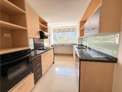 Apartamento de 3 alcobas en venta en La Tomatera, Medellín, 163 m² · foto 7 de 20