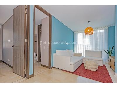 Apartamento de 3 alcobas en venta en Calasanz, Medellín, 164 m² · foto 3 de 19