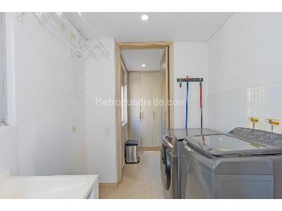 Apartamento de 3 alcobas en venta en Calasanz, Medellín, 164 m² · foto 13 de 19