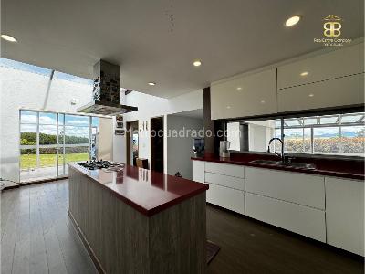 Casa de 5 alcobas en venta en Villas De Yerbabuena, Chía · foto 9 de 20